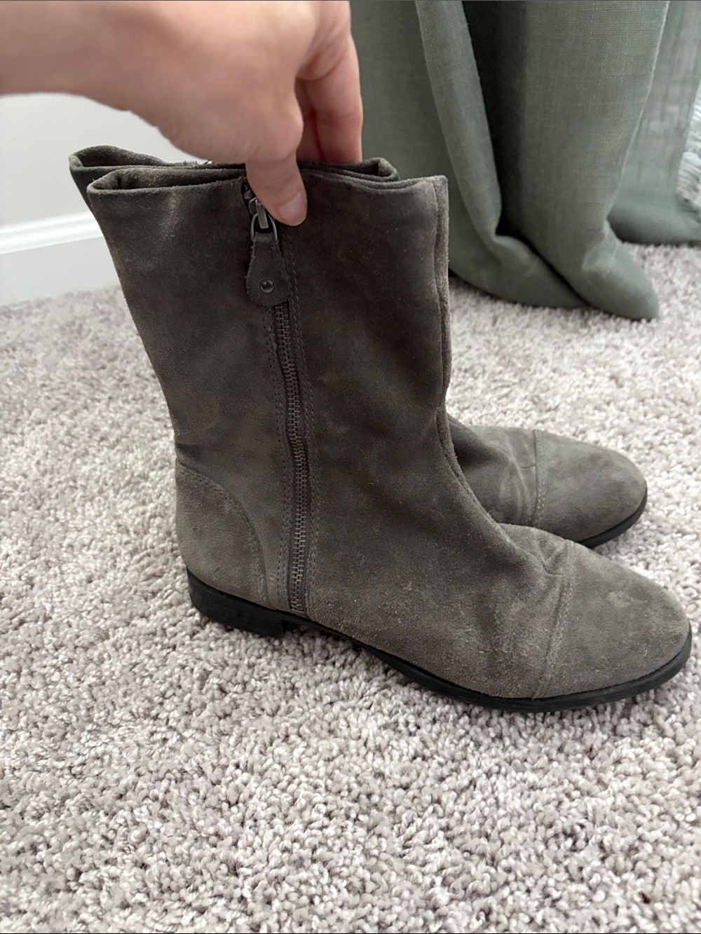 Women's Suede Ankle Boots in Grey
